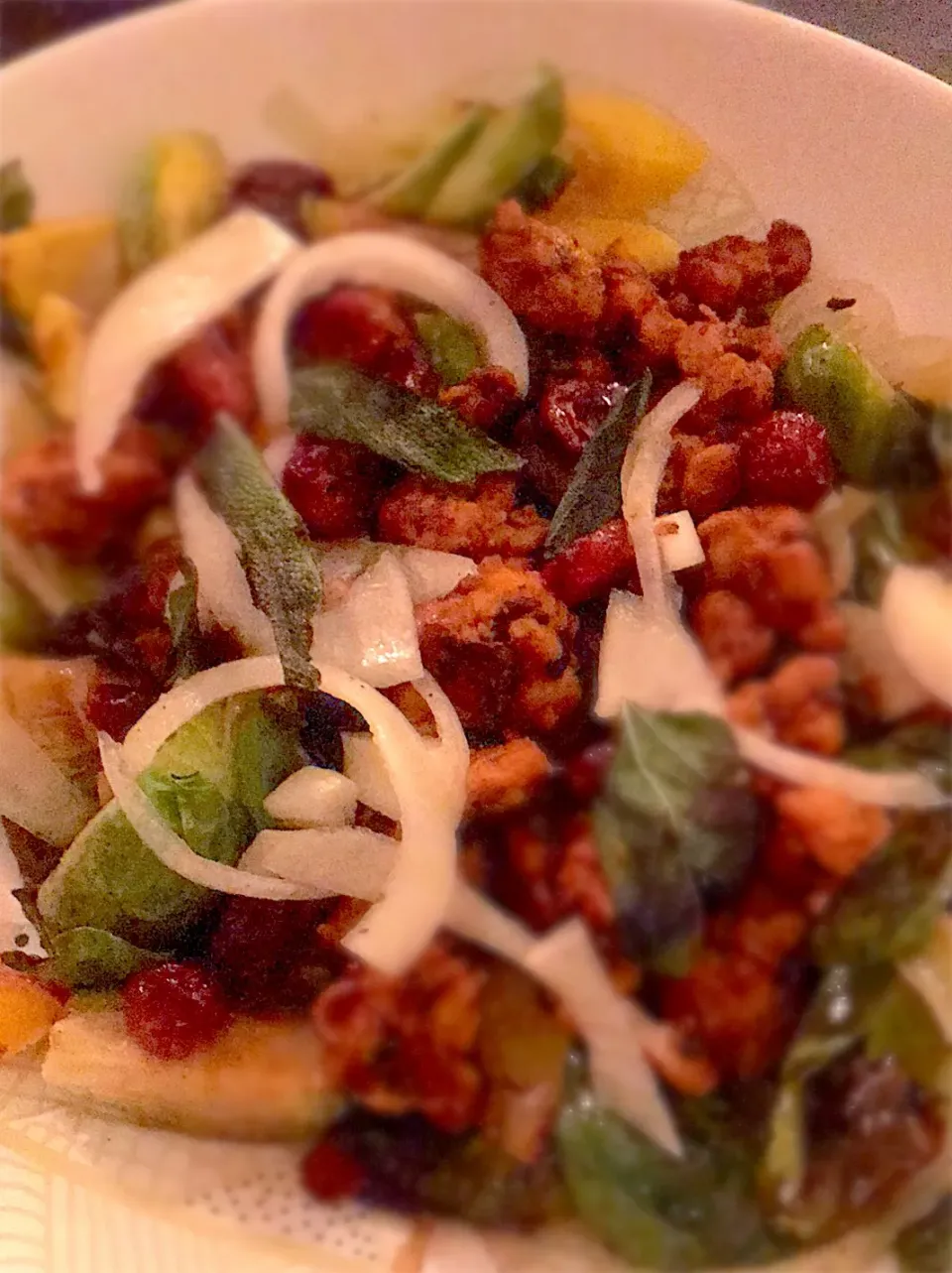 Tempeh "bacon" bowl with sage-roasted Brussels sprouts and butternut squash|georgianaさん