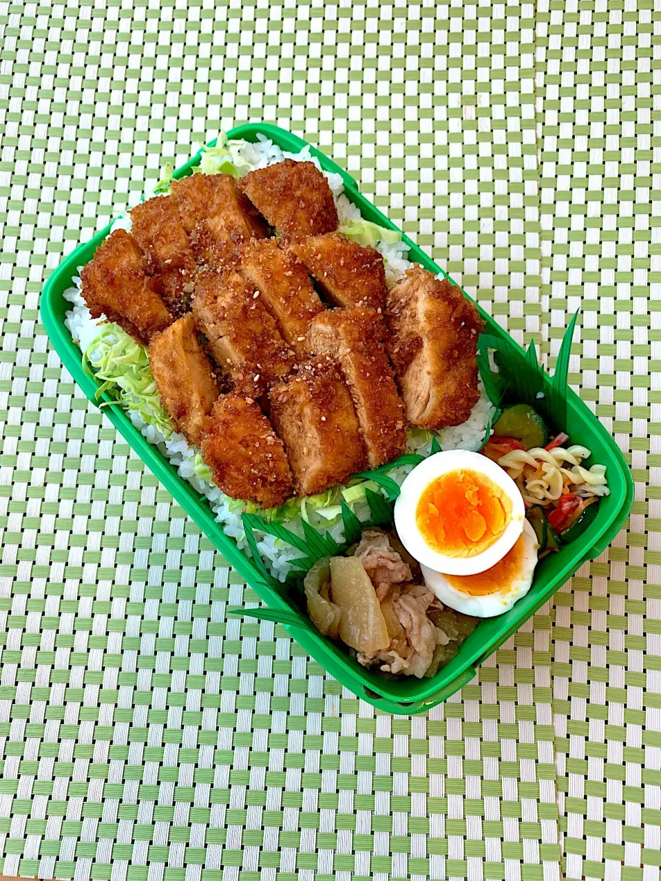 Snapdishの料理写真:2019.3.11  高2球児弁当～ソースカツ丼|Loackerさん