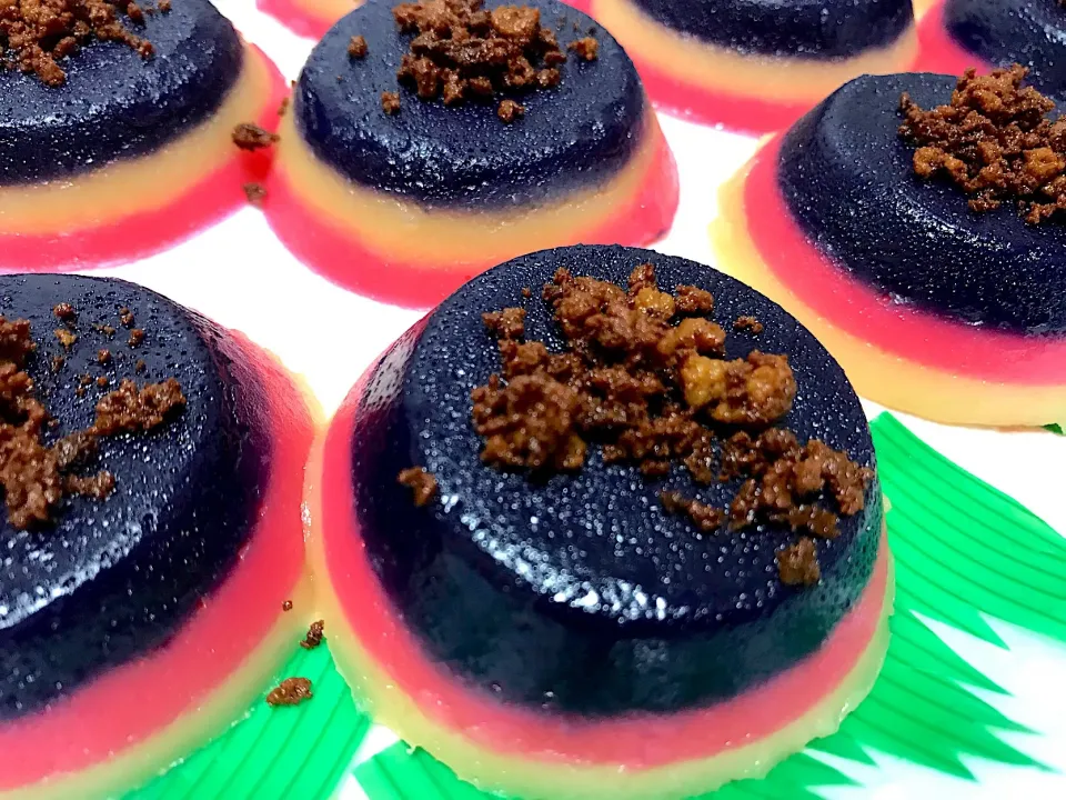 Snapdishの料理写真:Sapin-sapin  #dessert  #sweet  #homemade|Food Gardenさん