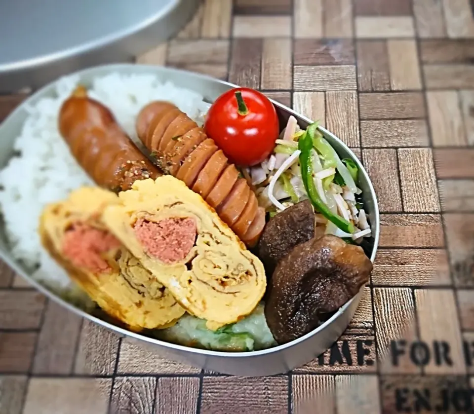 ベタなおかず弁当 🍱😋|fumiさん