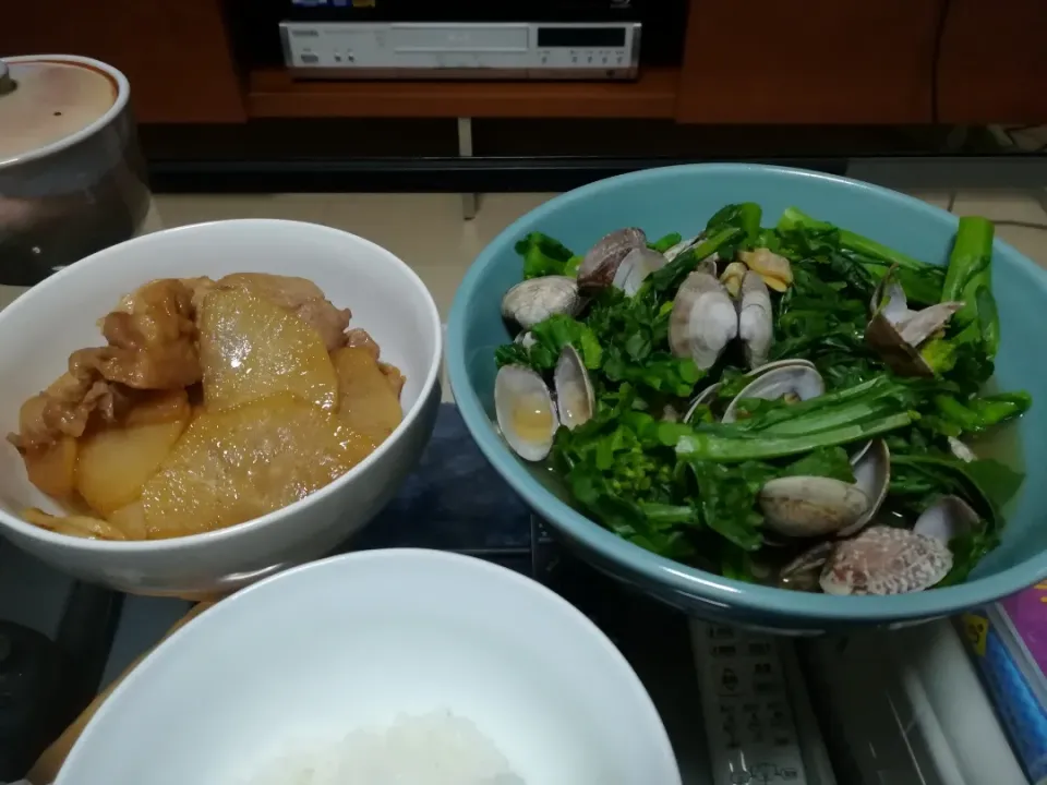 豚肉と大根の照り焼き
あさりと菜の花の酒蒸し|たらひろさん