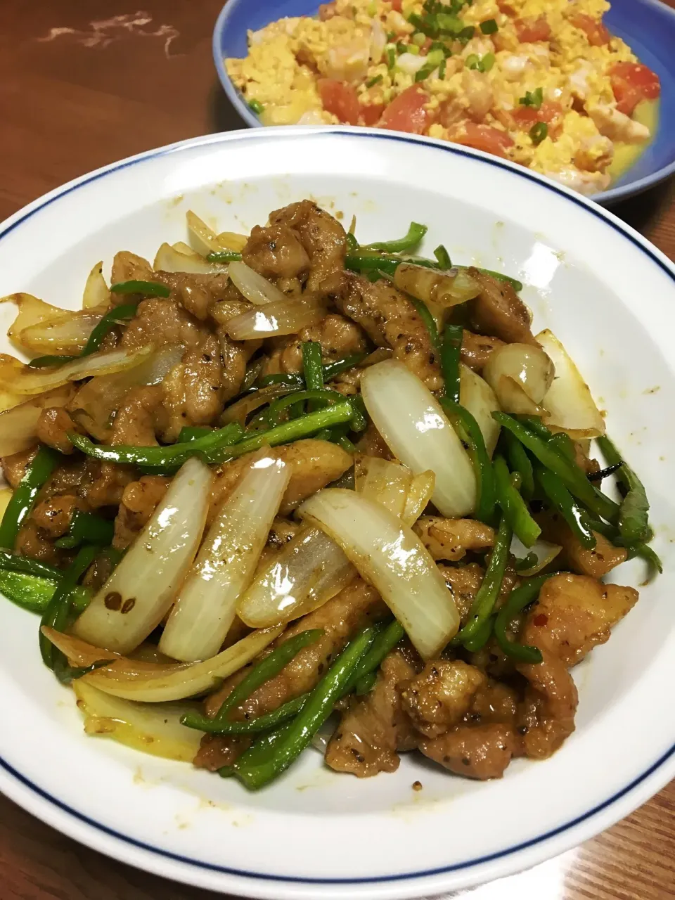 豚肉、ピーマン、玉ねぎの炒め物|ヨシヨシさん