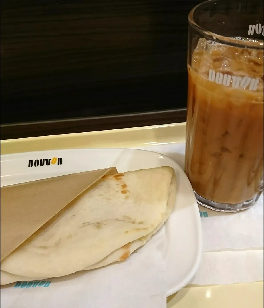 Snapdishの料理写真:ドトールコーヒー☕|しまだ ちえこさん