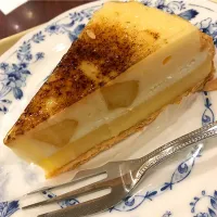 Snapdishの料理写真:りんごのシブースト🍎@ドトール|やさん