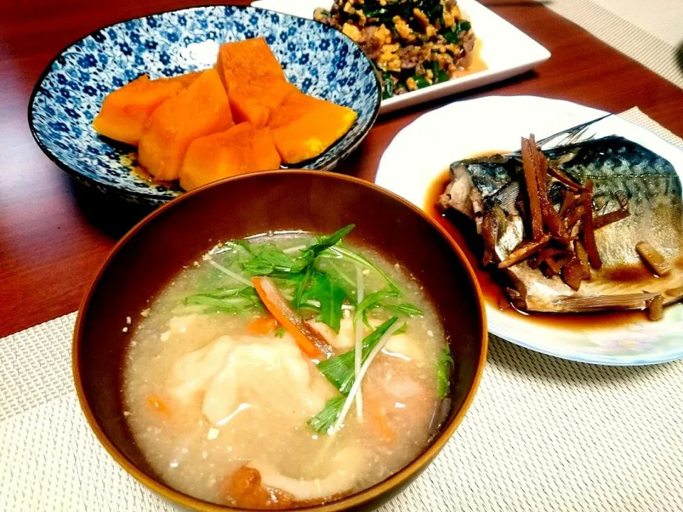 ☆今日の晩ごはん☆  煮魚  かぼちゃ煮  にらと牛肉の炒め物  だんご汁|hamamaさん