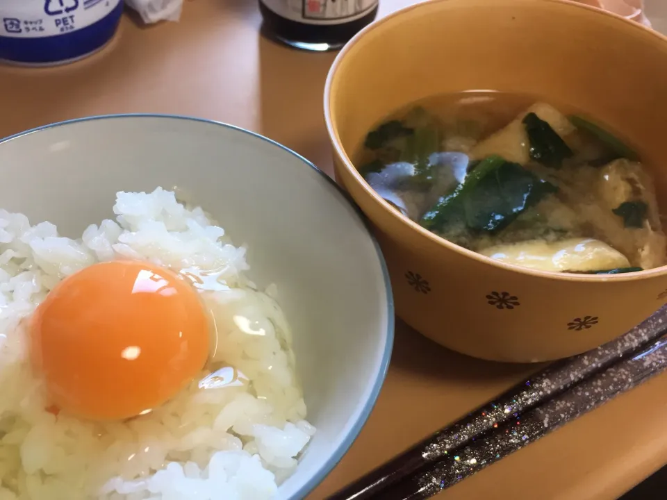 Snapdishの料理写真:朝の定番☀︎卵かけご飯とお味噌汁|Atsuko☺︎さん