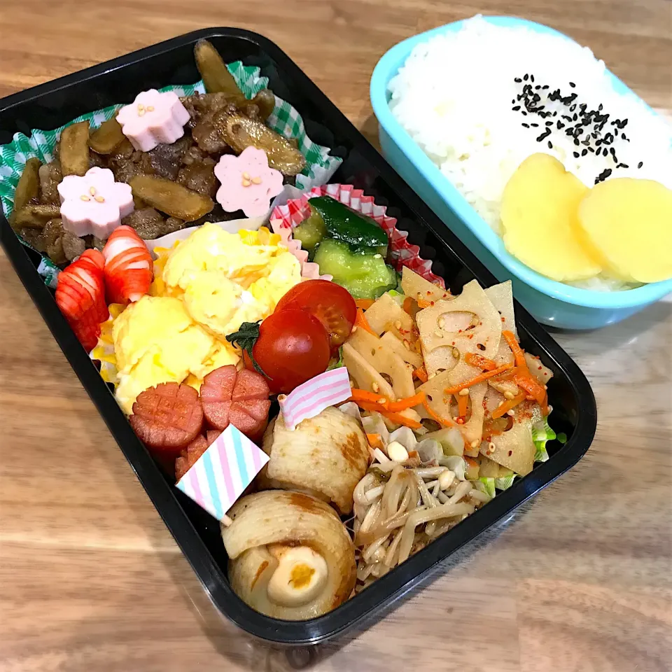 桜のっけ春の旦那弁当♡🍡🌸|ちぃさん