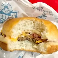 Snapdishの料理写真:Wendy's Bacon Mushroom Melt|Pauさん