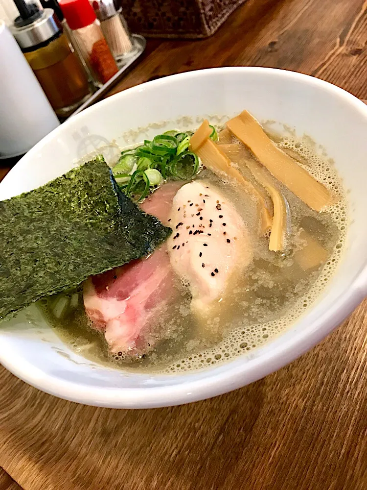 ✨漢の特濃煮干しラーメン✨|中さんさん