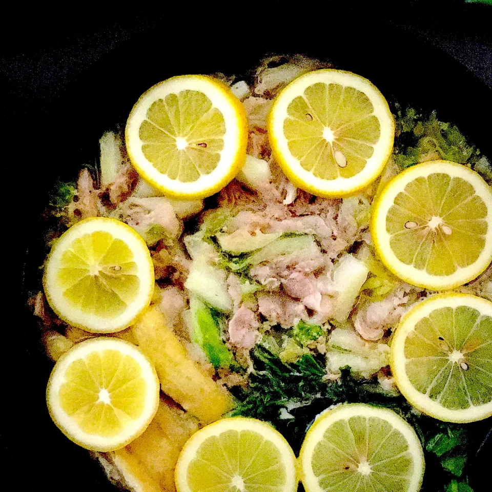 新妻ゆかち飯さんの料理 夏のミルフィーユレモン鍋🍋🍋|Atsuko☺︎さん