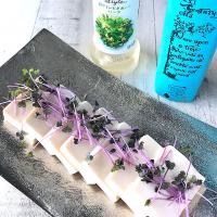 #かけるビネガーラボ  おとうふに燻製オリーブオイルと白ワインビネガー&ハーブ   #青山金魚