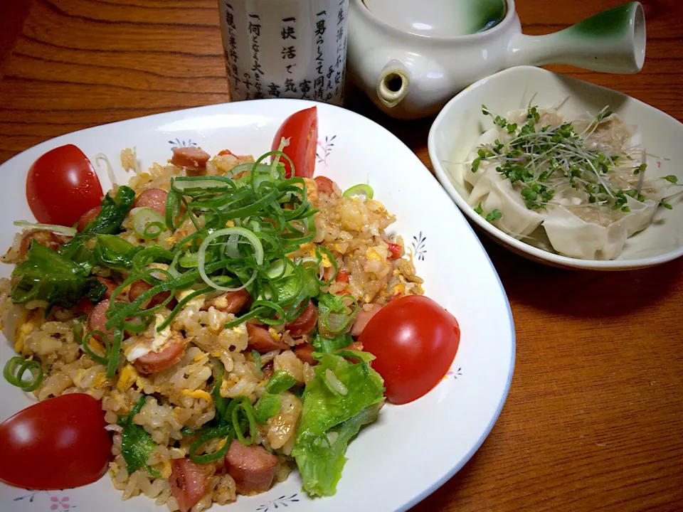 今日のテニス🎾前実家での男飯(*･ω･)ピリ辛レタス炒飯&横浜焼売...♪*ﾟ|ひーちゃんさん