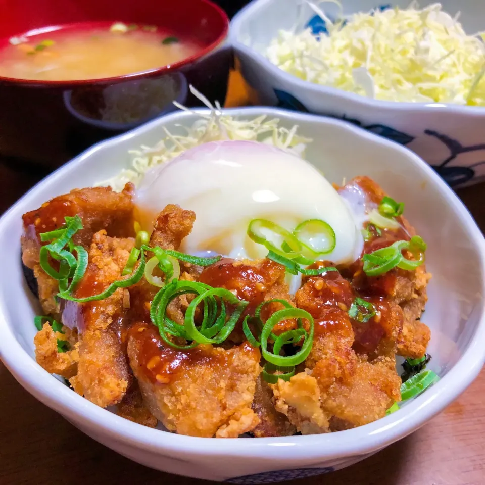 Snapdishの料理写真:【マグロの竜田揚げ丼♪】|ristorante_sallyさん