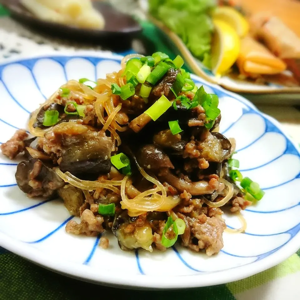 Snapdishの料理写真:なすとひき肉のプルコギ風炒め|とまと🍅さん