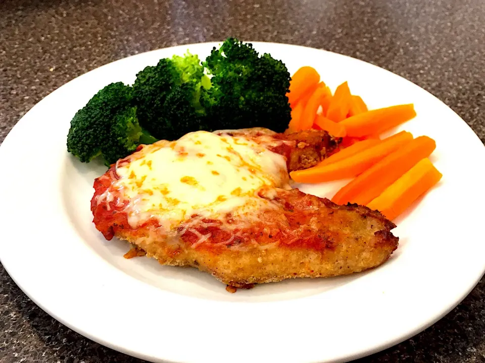 Chicken parmesan with vegetables 🐔|FitMomDoc19さん