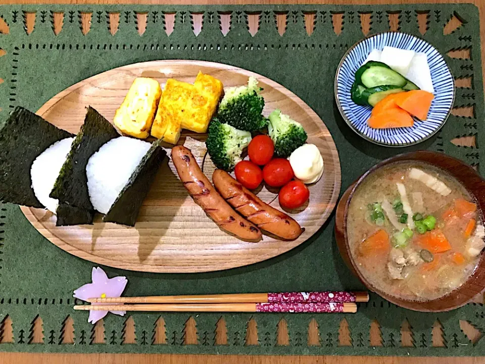 おにぎり定食|ゆうかさんさん