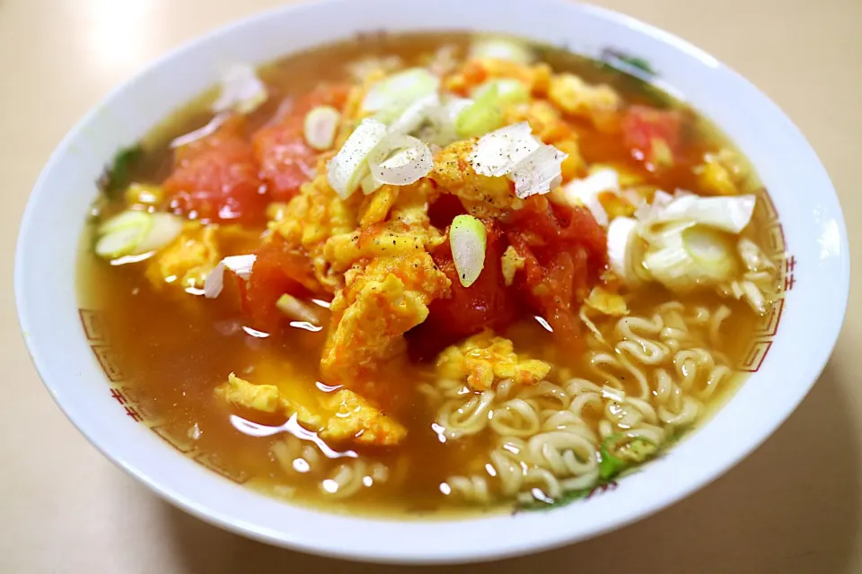 蕃茄炒蛋麺 札幌壱番醤油味|マハロ菊池さん