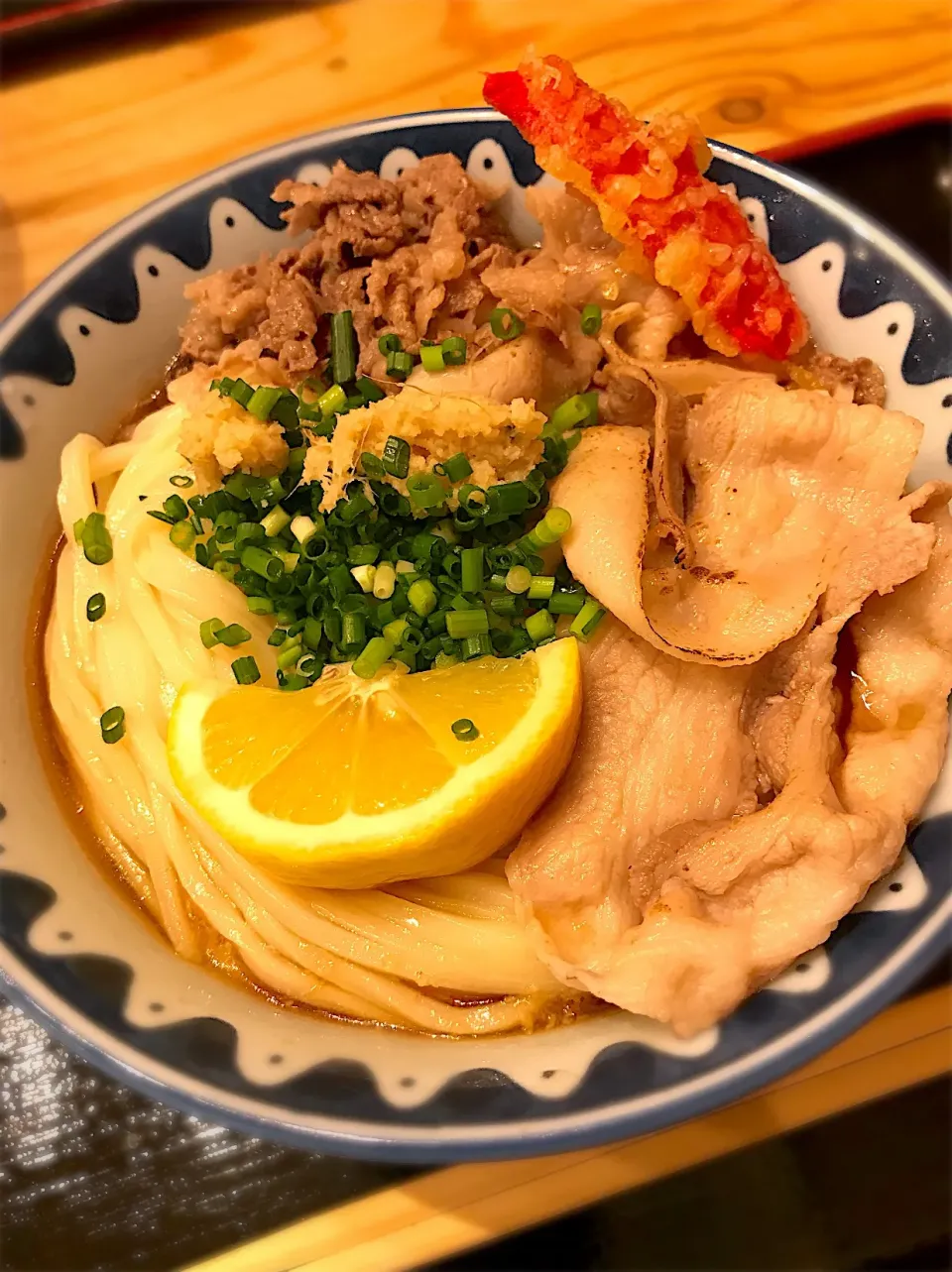 炙り牛トンぶっかけうどん💓|ナナさん