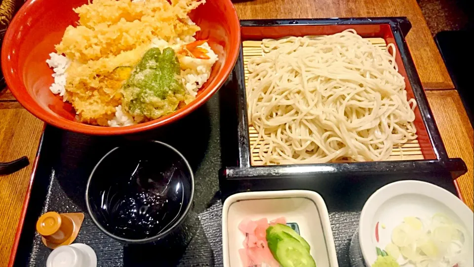 久しぶりの天丼💕|ひろみさん