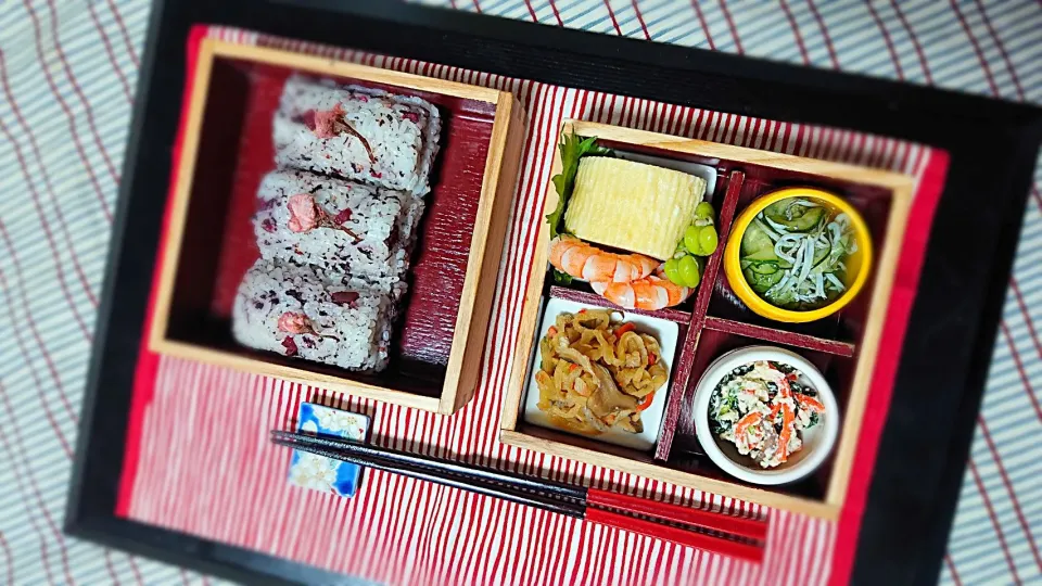 Snapdishの料理写真:月曜日のお弁当|藤田 まり子さん