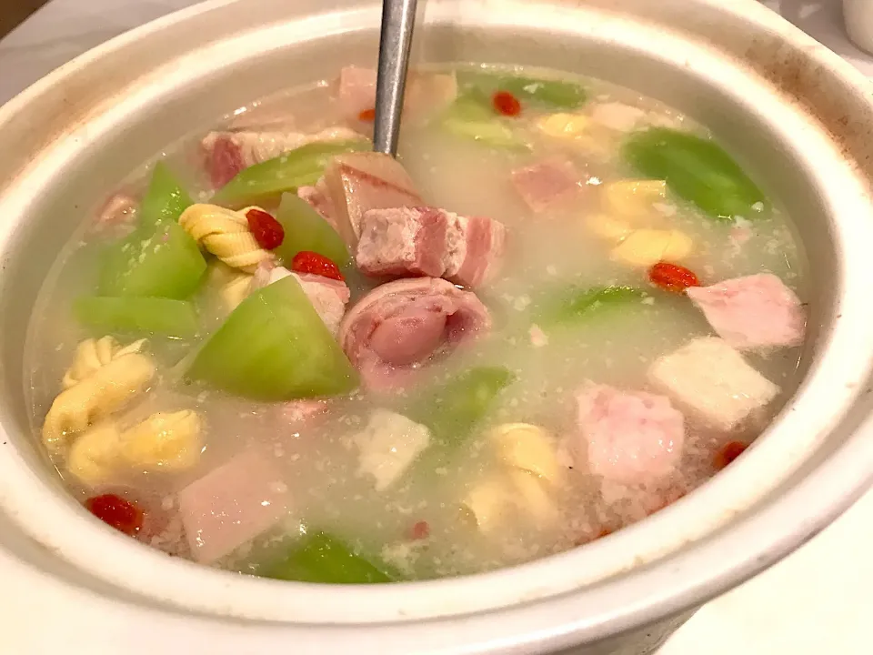 Fresh and preserved pork with bamboo shoots soup|Sky Blueさん