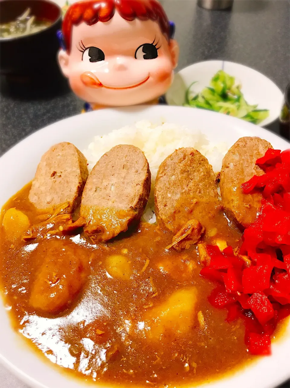 おうちだからたっぷりと♡ハンバーグカレーライス。|ぽき。さん