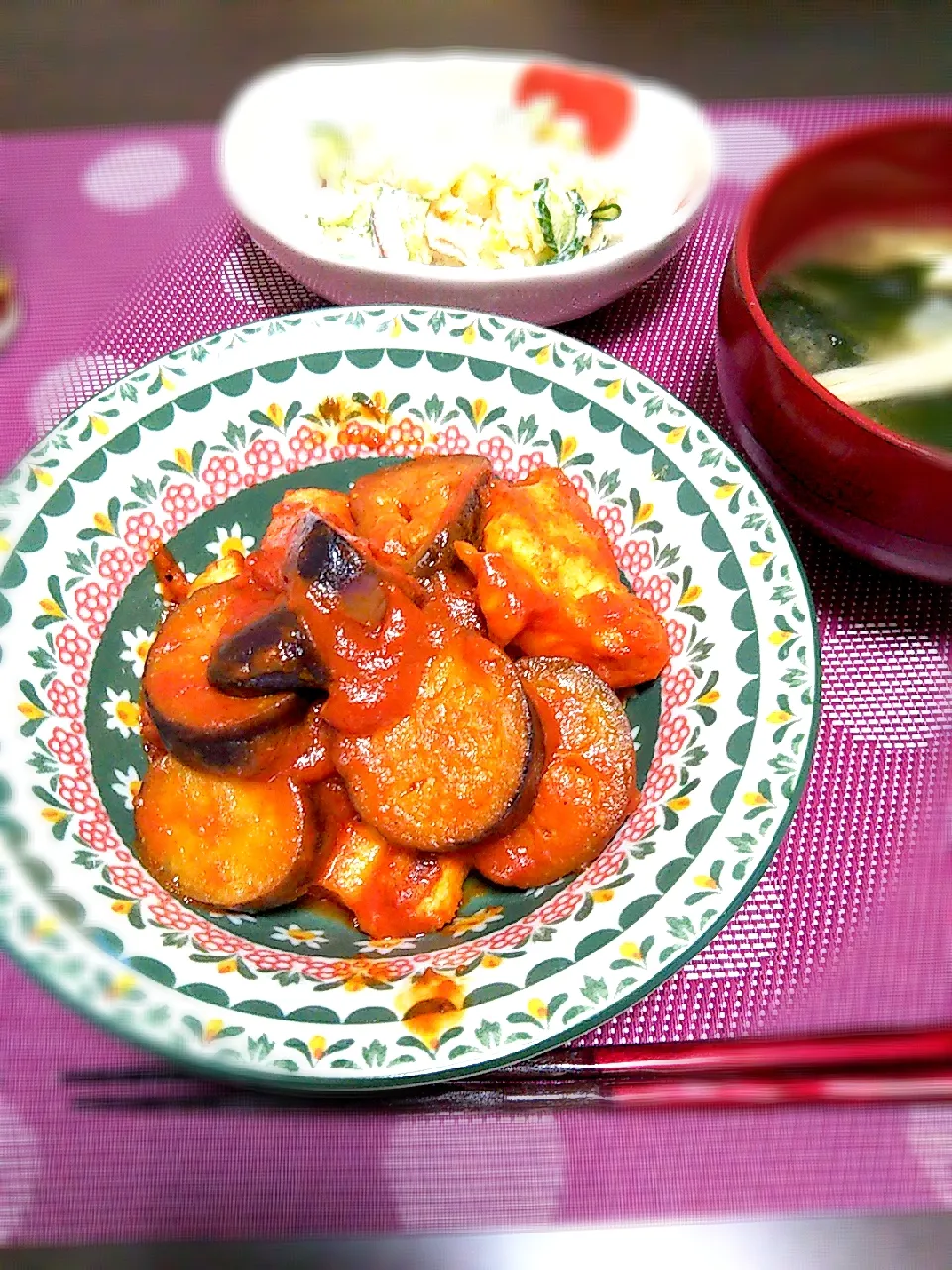 鶏むね肉となすのトマト煮込み|おもちさん