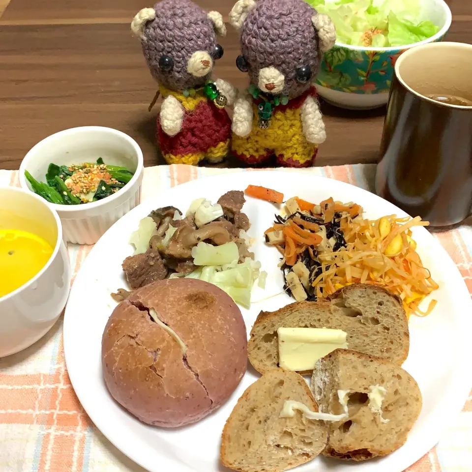 Snapdishの料理写真:毎度のごっちゃり朝ごぱん（╹◡╹）|chagashiさん