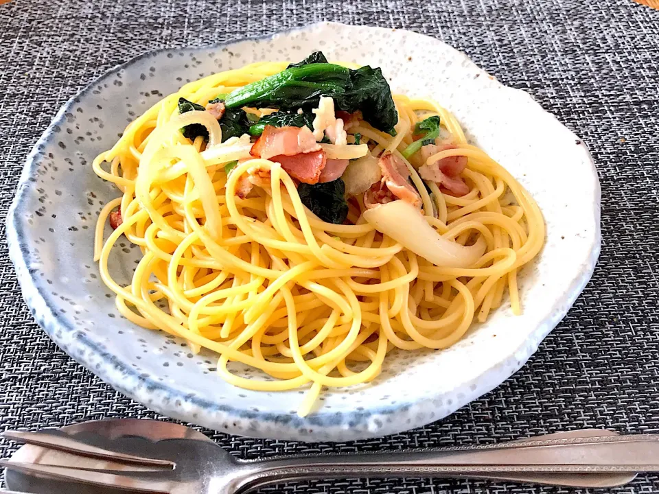 ベーコンとほうれん草の和風パスタ|とみぃさん