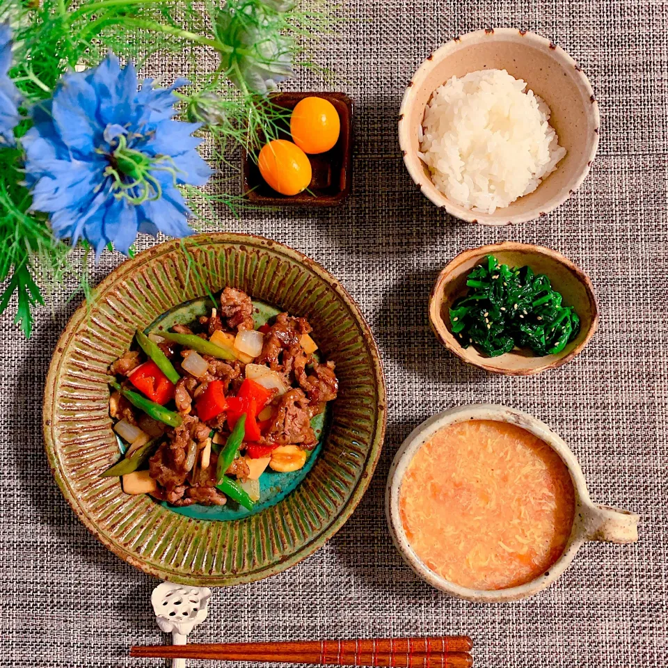 ✿牛肉のオイ酢ター炒め
✿ほうれん草のナムル
✿卵とトマトのとろみスープ|はらしおりさん