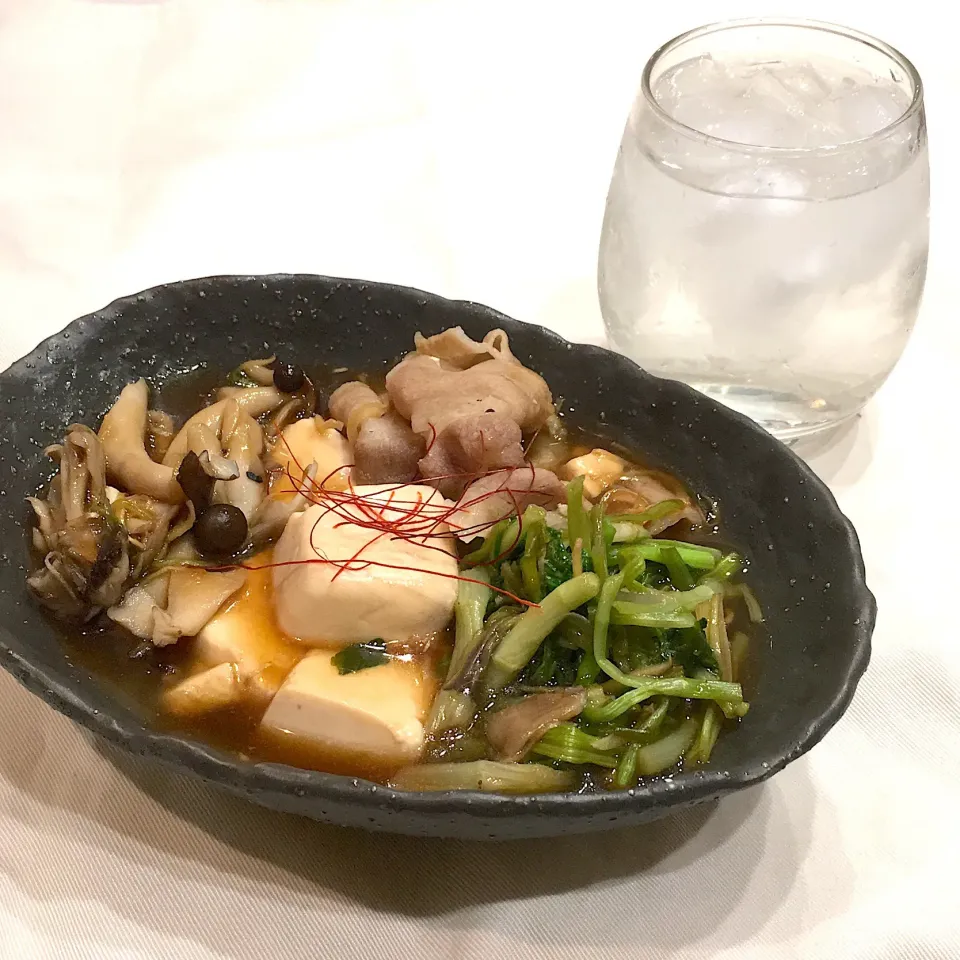 治部煮風煮物🍲＆麦焼酎水割り🥂|べべべさん