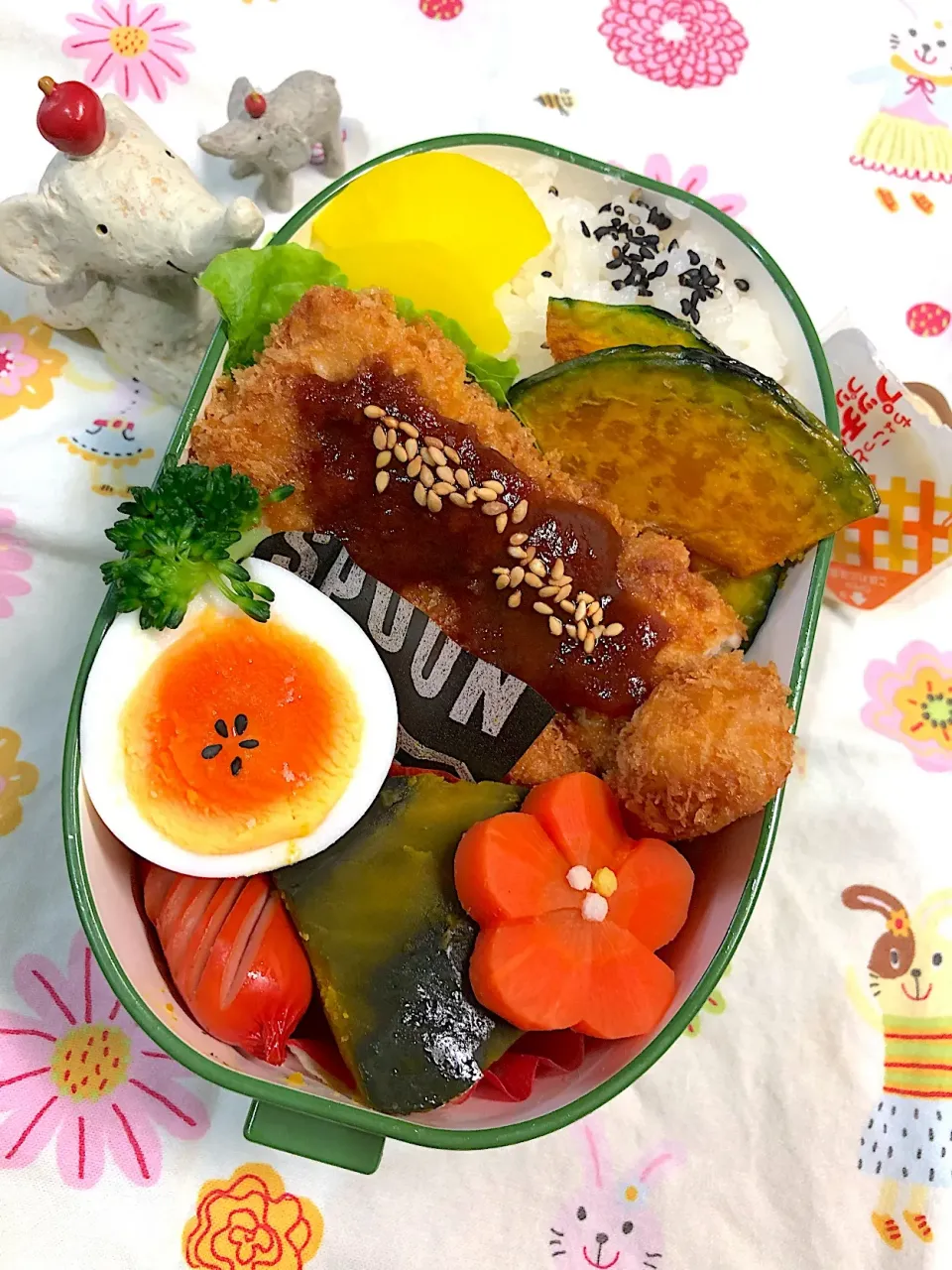 Snapdishの料理写真:チキンカツ弁当|Miyuki Iさん