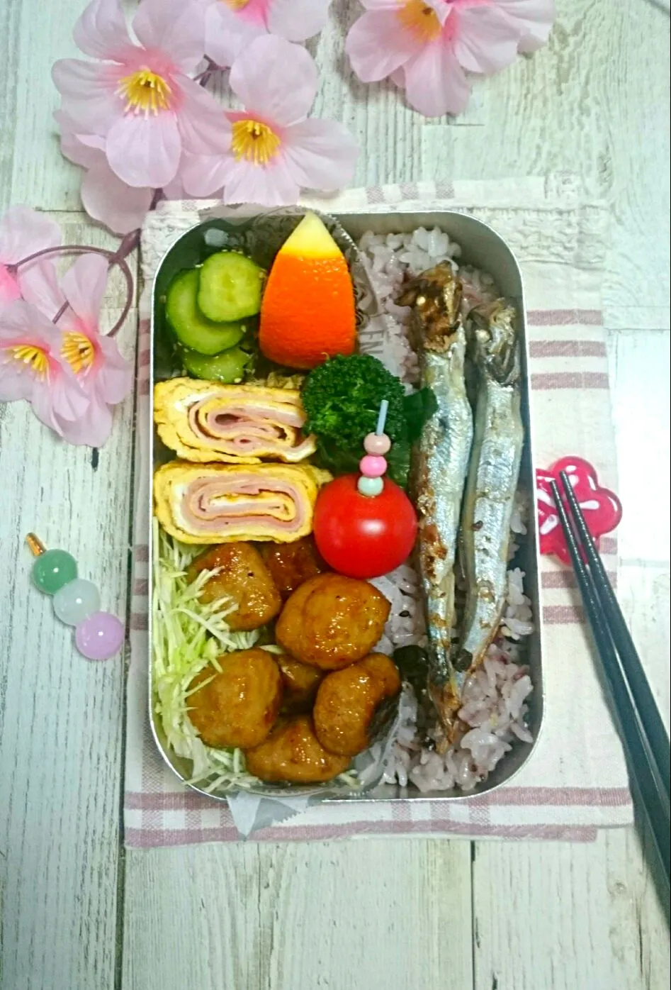 お父さんの肉団子弁当
 #肉団子
 #ミートボール
 #旦那さんのお弁当|okamichanさん