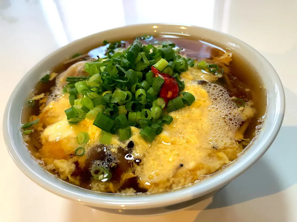 Snapdishの料理写真:今日のお昼ごはん！ しめじのあんかけ卵とじ蕎麦😊✨|NOBUちえさん