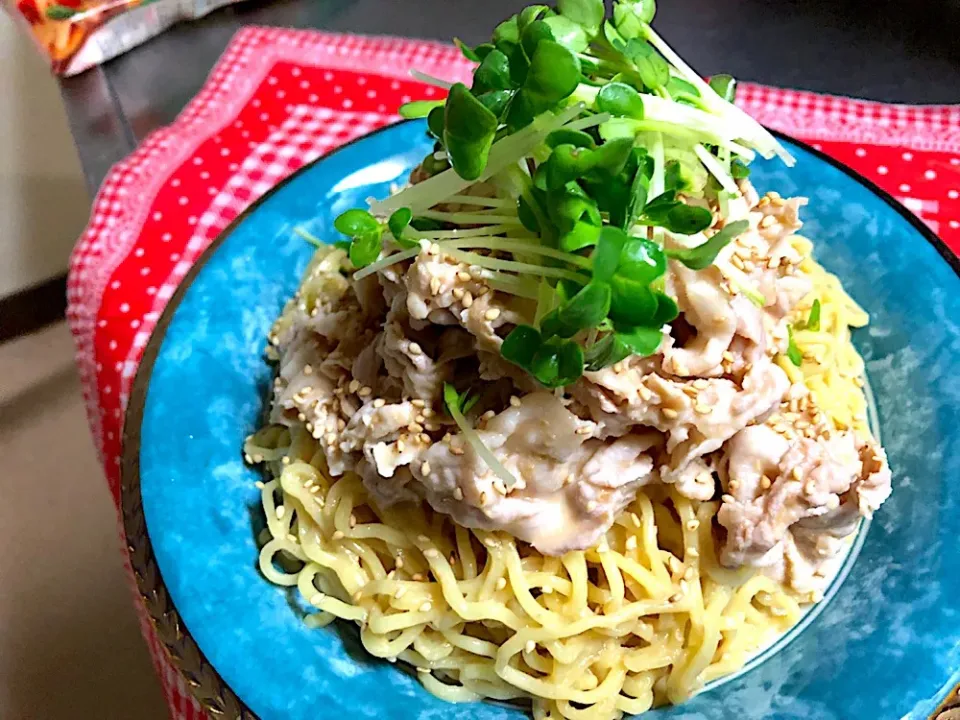 ゴマしゃぶラーメンサラダ|シャークさん