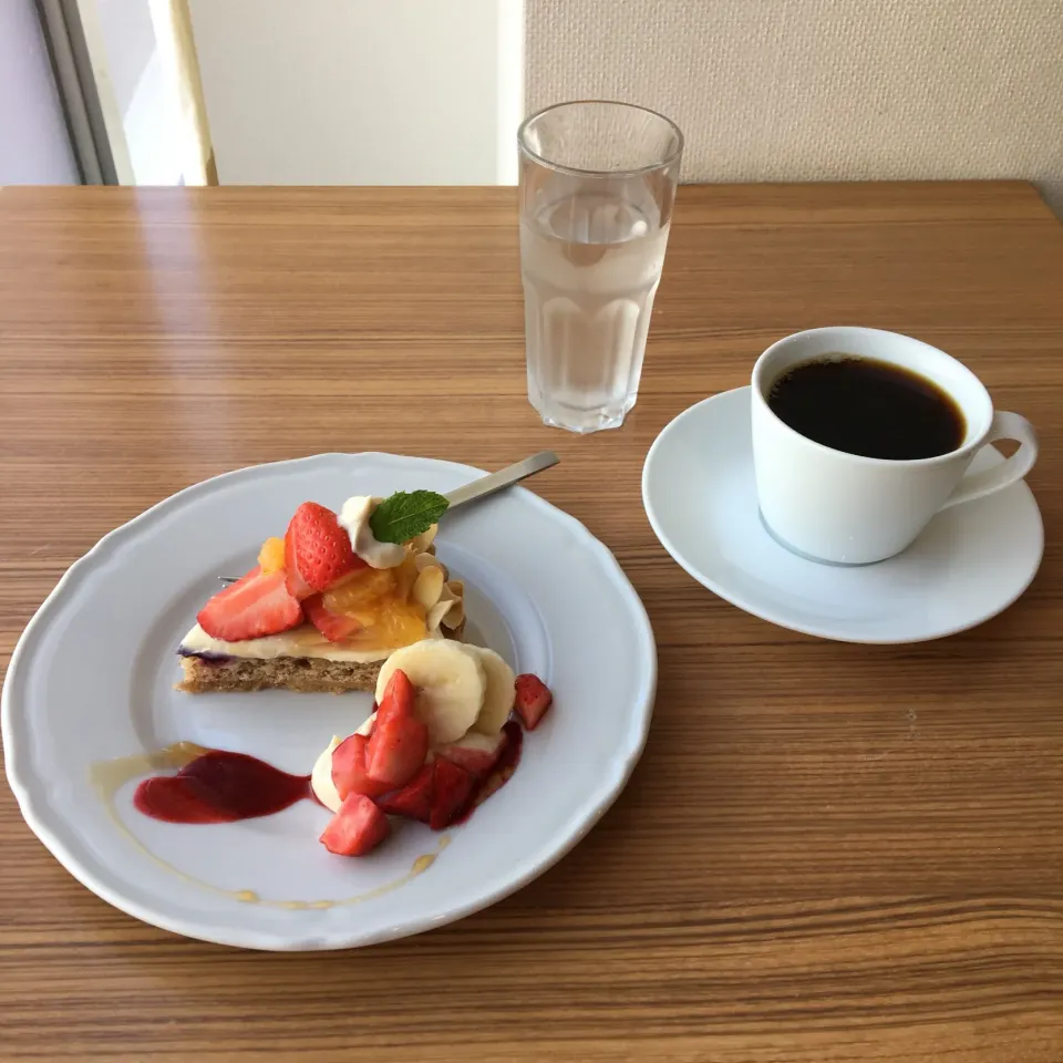 Snapdishの料理写真:お店Food♡ヘルシータルト♪|cake0726さん