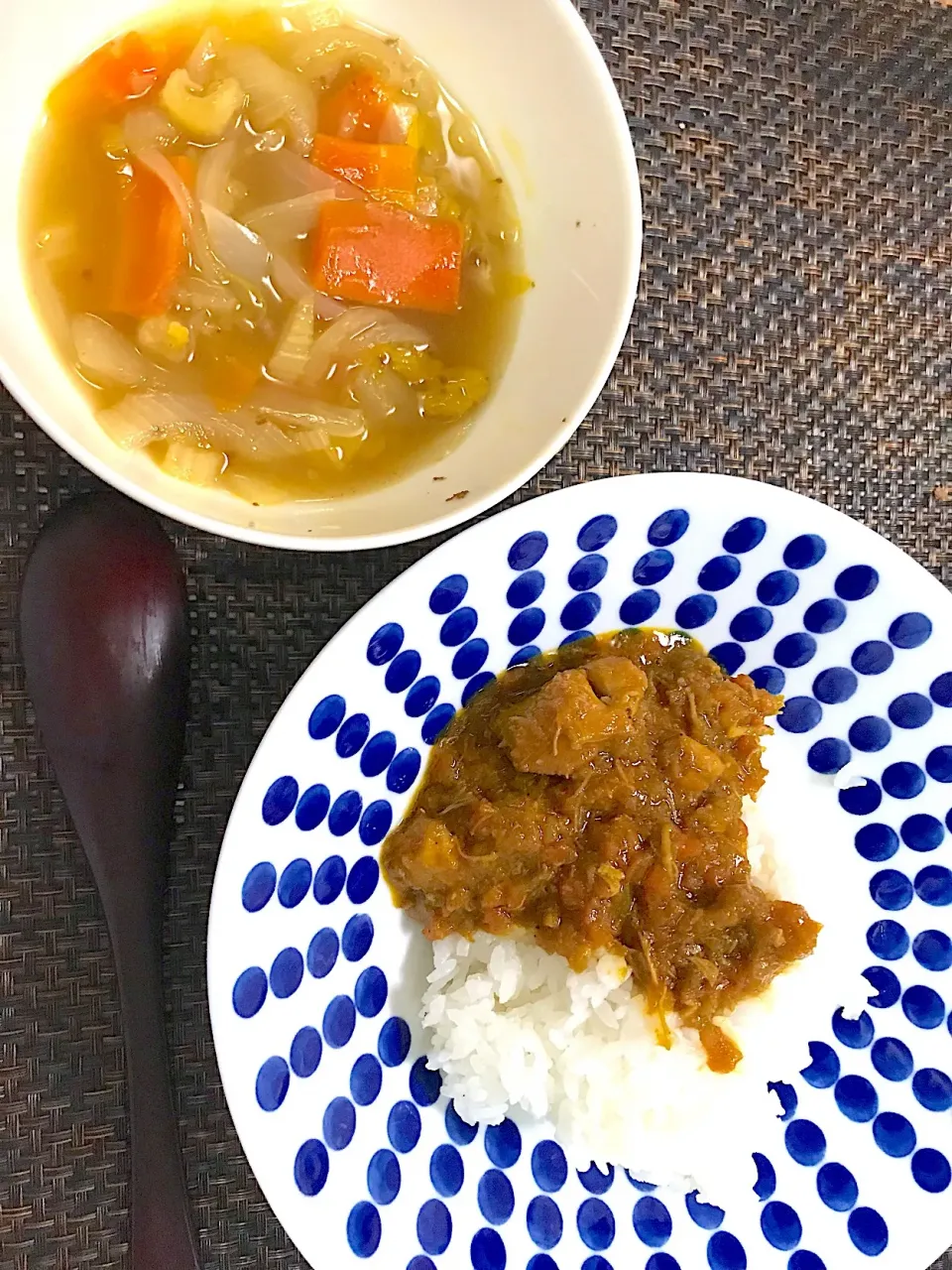 チキンカレーとコンソメスープ|1614さん