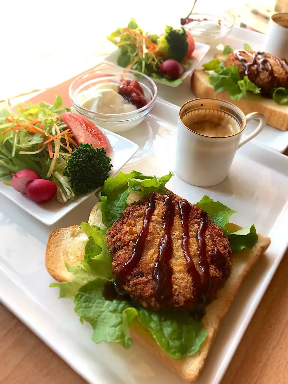 キャベツたっぷりキャベツメンチトーストで昼ごパン🥪
#キャベツメンチ#トースト#昼ごパン|とんちんさん