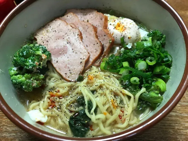 #マルちゃん正麺 🍜、味噌味❗️ ٩( *˙0˙*)۶✨|サソリさん