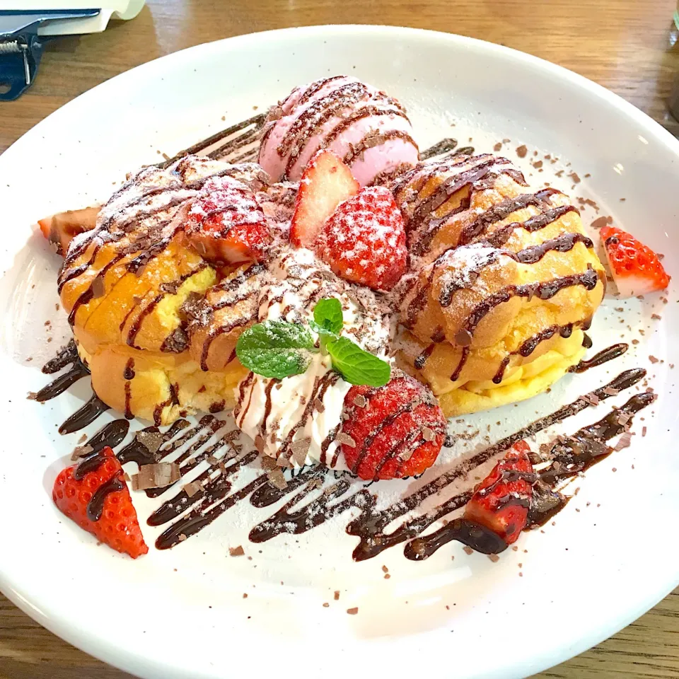 雑貨屋さんに併設するカフェの
      スフレパンケーキ🥞💕|葵さん