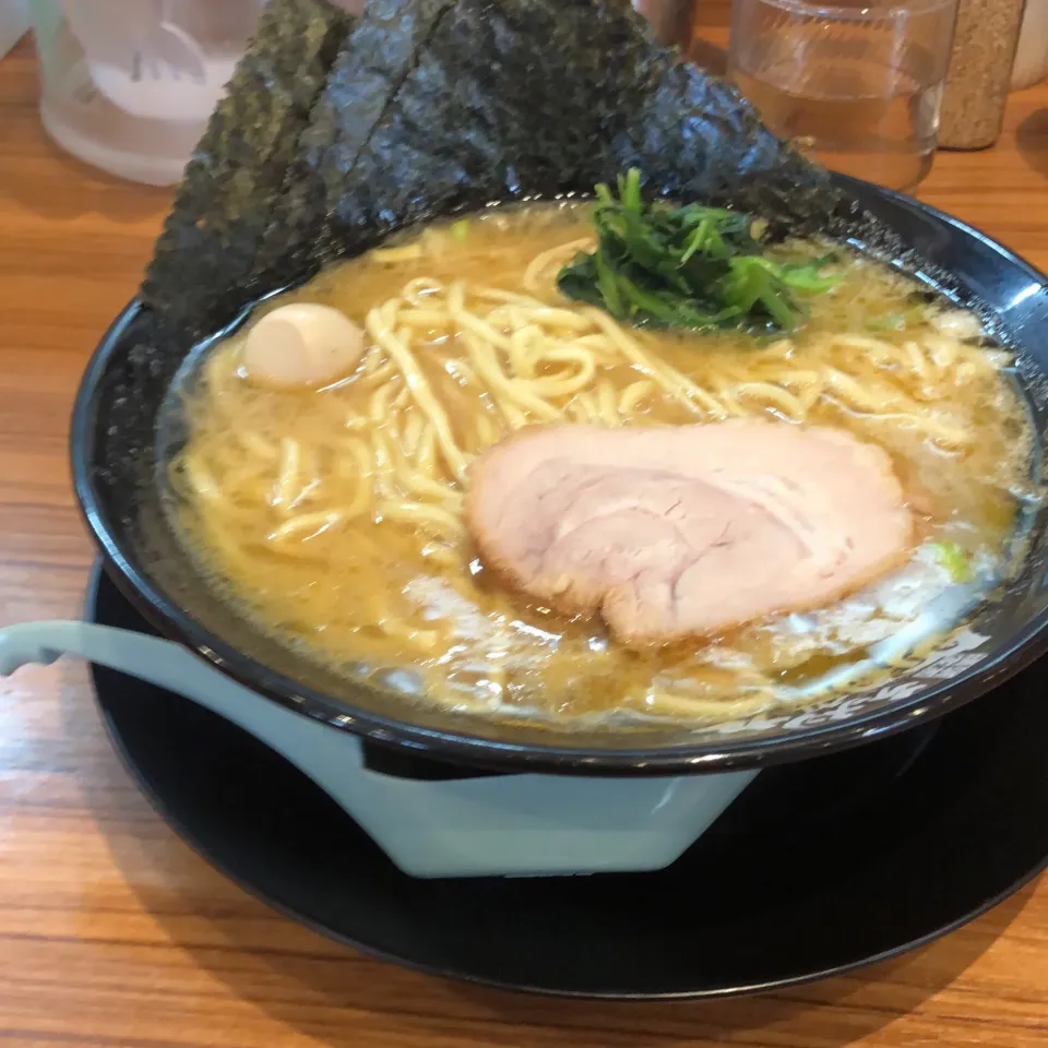 醤油 大盛り麺、硬め 味、濃い目 脂、多め ＃宮前商店|Hajime Sakaiさん