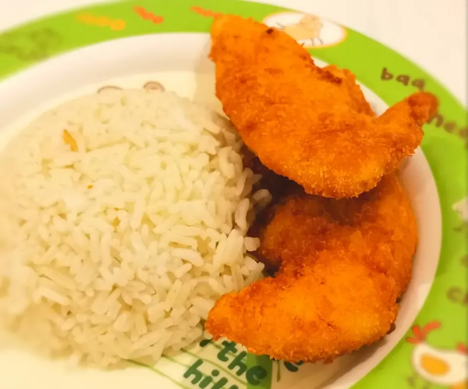 Kao an kao tod (Thai steamed chicken rice with fried chicken). Kids version.|Jorge Bernal Márquezさん