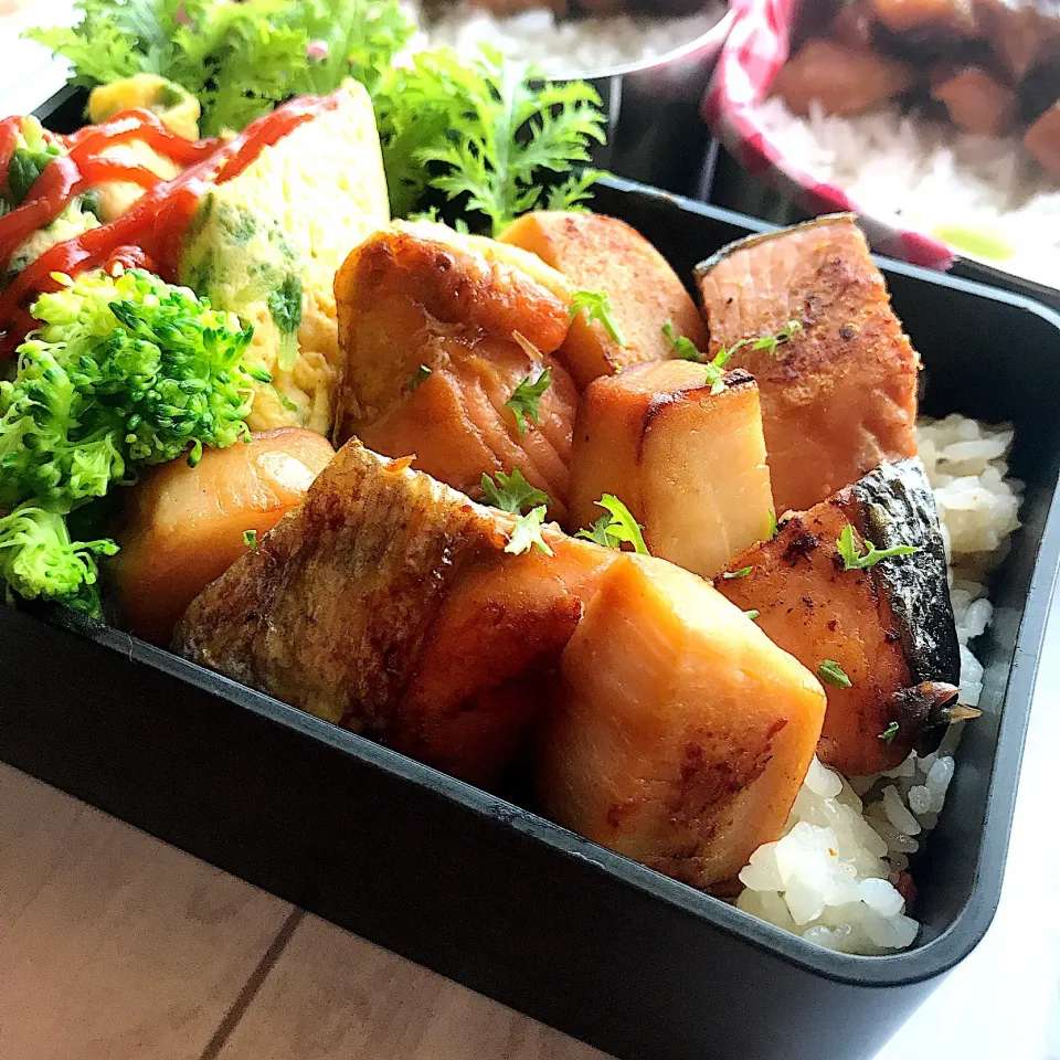 #旦那弁当 #ほぼほたて#のっけ弁|mnkさん