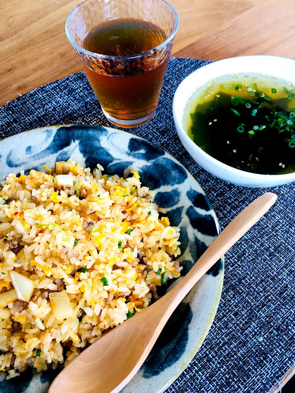 ランチ✨キムチ炒飯とわかめスープ|ミッチ☆ママさん