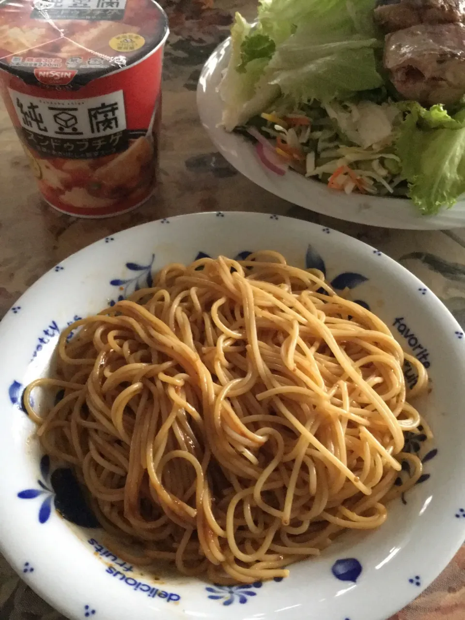 Snapdishの料理写真:ネギ味噌ペペロンチーノでランチ|cheezuさん