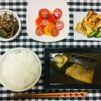 ①鯖の味噌煮②トマトとピーマンのマリネ③甘酒の卵焼き④ピーマンとごぼうのきんぴら|ななさん