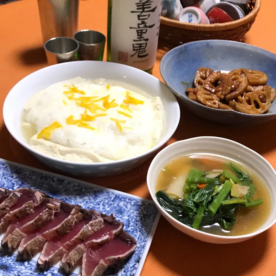 カツオのタタキ、高野豆腐の山芋蒸し、レンコンの味噌炒め ほか 善童鬼と共に|ゼニコさん