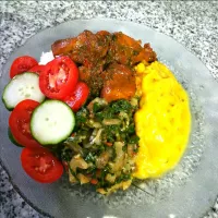 rice ,dhal,bok choy, stew chicken, cucumber and tomato|sammyさん