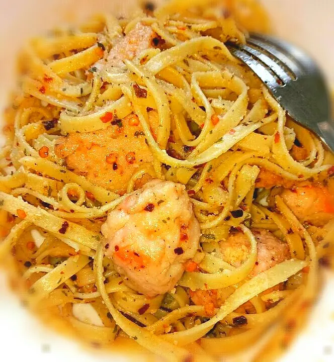 Shrimp Balls Aglio e Olio Fettuccine|ella melsさん