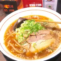 Snapdishの料理写真:醤油ラーメン|しゃむさん